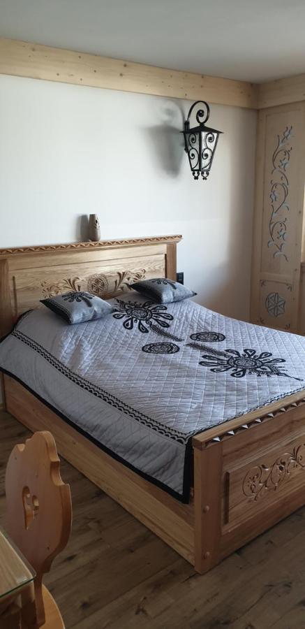 Apartament Zakopane Utrzymany W Stylu Goralskiej Chaty Exteriör bild