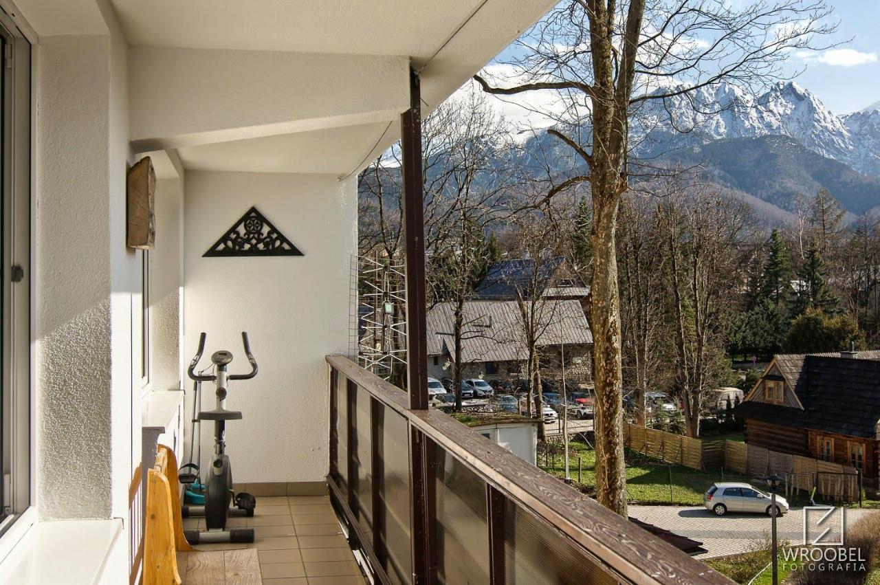 Apartament Zakopane Utrzymany W Stylu Goralskiej Chaty Exteriör bild