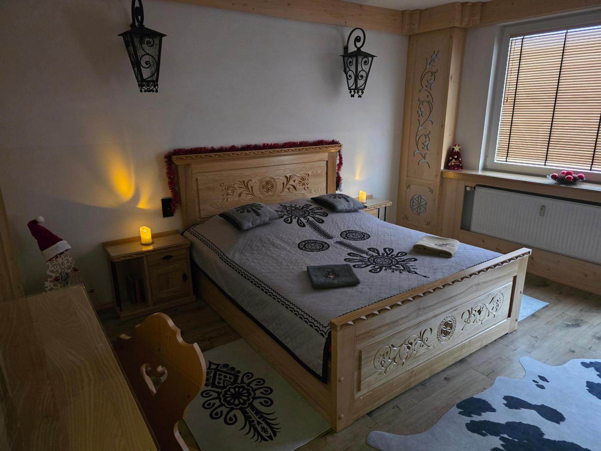 Apartament Zakopane Utrzymany W Stylu Goralskiej Chaty Exteriör bild